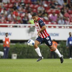 Chivas tiene 13 jugadores no nacidos en México
