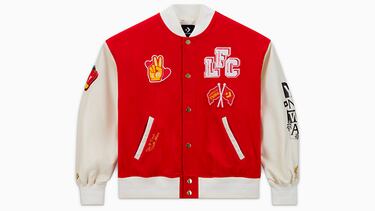 “Nunca caminarás solo” con la colección Converse x Liverpool FC