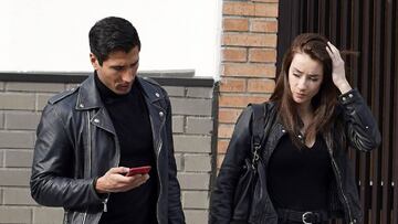 Gianmarco rompe con Adara por su supuesto flirteo con un chico y se marcha a Italia