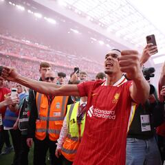 Slot and a modelic transition