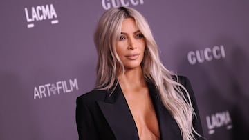 LOS ANGELES, CA - NOVEMBER 04: Kim Kardashian attends the 2017 LACMA Art + Film gala at LACMA on November 4, 2017 in Los Angeles, California. (Photo by Jason LaVeris/FilmMagic)