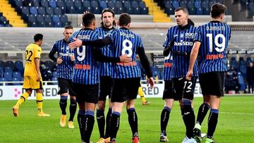 Jugadores del Atalanta en un partido de la Serie A