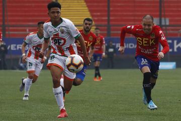 El joven lateral de Cobresal, de 21 años, tiene un lazo sanguíneo que le permitiría jugar por la Selección de Perú. Su padre es peruano.