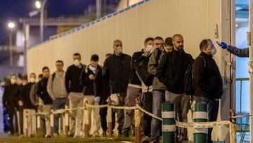 Muchos trabajadores han vuelto a sus puestos de trabajo desde que el Gobierno decidiese que, a partir del pasado lunes, los empleados que no pudiesen hacer trabajo desde casa, podrían regresar a sus puestos.