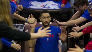 PHILADELPHIA, PA - MAY 05: Ben Simmons #25 of the Philadelphia 76ers high fives fans as he enters the court prior to Game Four of the Eastern Conference Semifinals against the Toronto Raptors at the Wells Fargo Center on May 5, 2019 in Philadelphia, Pennsylvania. NOTE TO USER: User expressly acknowledges and agrees that, by downloading and or using this photograph, User is consenting to the terms and conditions of the Getty Images License Agreement.   Mitchell Leff/Getty Images/AFP
 == FOR NEWSPAPERS, INTERNET, TELCOS &amp; TELEVISION USE ONLY ==