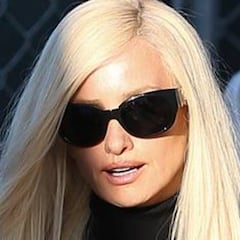 Penélope Cruz se vuelve rubia por Donatella Versace
