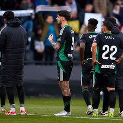 Aprobados y suspensos: El Burgos no encuentra la solución