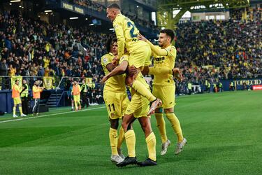 Mendy’s performances mean Davies has become a priority for Real Madrid