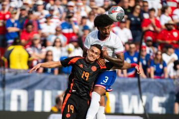 La Selección venció con autoridad a el equipo estadounidense en el primer amistoso previo a la Copa América. Jhon Arias, Rafael Santos Borré, Richard Ríos, Jorge Carrascal y Luis Sinisterra marcaron en la goleada, mientras que Timothy Weah anotó para los locales.