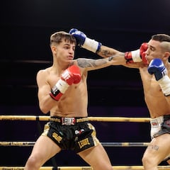 Álex Usieto se corona rey del Muay Thai en Noche de Leyendas