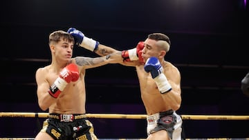 Álex Usieto y Mario Fernández durante su pelea.