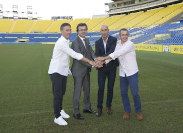 Las Palmas boss Pako Ayesterán: "I hope we're up to the task and able to guide the club to safety"