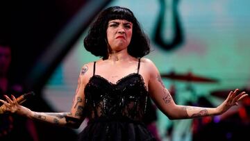 Mon Laferte en Viña 2020: los mensajes contra Carabineros y Piñera