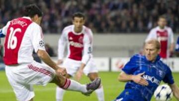 <b>GOLAZO. </b>Luis Suárez marcó con el exterior el 2-0 ante el Auxerre.