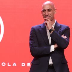 Rubiales ratifica su apoyo a los árbitros en medio del Caso Negreira