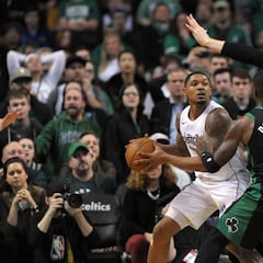 Los Celtics tiran de orgullo, pero se desangran en un partido loco