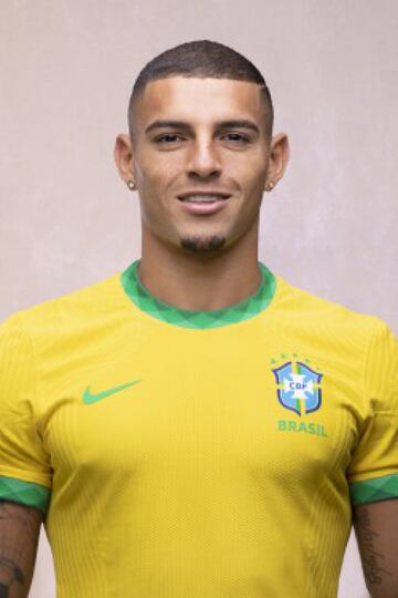 Con 28 años, se enfrenta en la cita olímpica ante el reto de revalidar el oro con la selección de Brasil.