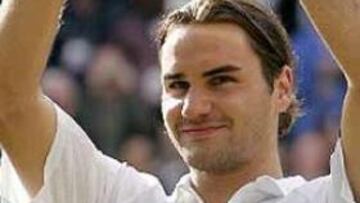 Roger Federer vence a Roddick y gana Wimbledon por segunda vez