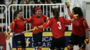 Las jugadores de la selección española celebran uno de los goles ante Francia.