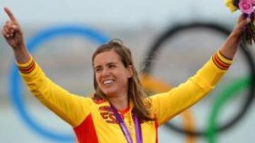 SEVILLANA DE ORO. La regatista Marina Alabau se colgó el oro olímpico en RS-X en los Juegos de Londres 2012