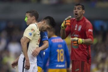 Gignac abrió el marcador ante un América que jugaba mejor. El francés salió lesionado y el empate del local vino por parte de Bruno Valdez. El campeón se decidirá en el Volcán.