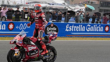 Márquez celebra su victoria en el esprint de Jerez.