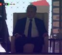 Esta imagen de cómo pusieron los árabes a Laporta en el palco inundó los memes