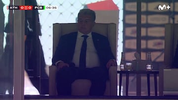 Esta imagen de cómo pusieron los árabes a Laporta en el palco inundó los memes