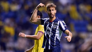 “El árbitro recibió la instrucción de no reportar a Sergio Canales y ‘Tecatito’ Corona”
