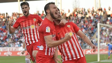 El Almería respira y el Granada dice adiós a la promoción