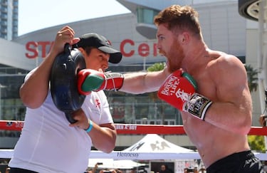 Canelo, el 'Rey' de LA: entrenamiento a reventar
