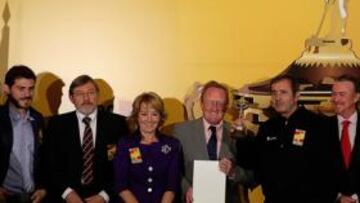 <b>UNIÓN. </b>Casillas, Lissavetzky, Aguirre y Seve junto a Richard Hill.