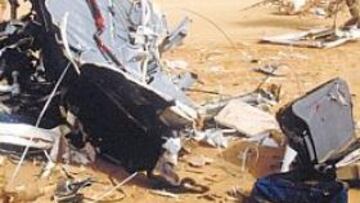 <b>LA MUERTE DEL CREADOR. </b>Así quedó el helicóptero en el que viajaban Thierry Sabine y cuatro personas más.