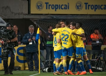 1-1. Jonathan Calleri celebró el gol del empate marcado de penalti.