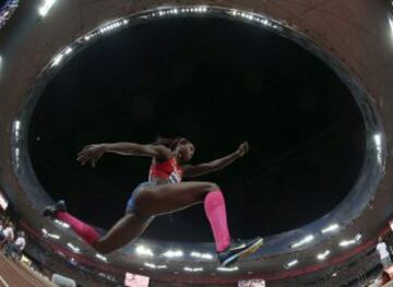 Caterine Ibargüen consiguió el oro con una marca de 14.90 metros