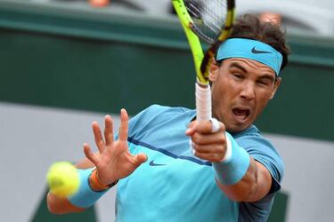 Rafa Nadal thumps Sam Groth in first round at Roland Garros