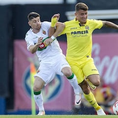 Pacheta saca del pozo al Elche