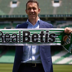 Planes: “Isco es un jugador feliz”