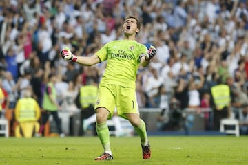 Iker Casillas es el jugador que más partidos ha ganado en la historia de La Liga. Con su último partido en el campeonato español (Madrid 7-3 Getafe, el 23 de mayo de 2015), Iker llegó a 334 partidos ganados, superando el récord fijado por Zubizarreta en el año 1998.