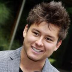 Sebastián Saavedra correrá cuatro válidas de la Indycar