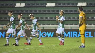 Banfield gole&oacute; hoy 4-1 como local a San Lorenzo, en el cierre de la Zona Campe&oacute;n B de la Copa Diego Maradona, y jugar&aacute; la final contra Boca Juniors.