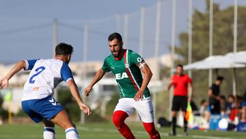 Secuencia del amistoso del miércoles entre el Tenerife y el Alavés.