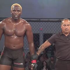 Robelis Despaigne: la UFC firma a un gigante cubano y medallista olímpico