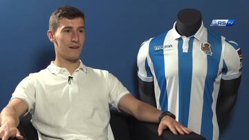 Aihen Muñoz renueva con la Real Sociedad hasta 2022