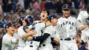 MIAMI, FLORIDA - MARCH 21: Team Japan celebrates after the final out of the World Baseball Classic Championship defeating Team USA 3-2 at loanDepot park on March 21, 2023 in Miami, Florida.   Megan Briggs/Getty Images/AFP (Photo by Megan Briggs / GETTY IMAGES NORTH AMERICA / Getty Images via AFP)