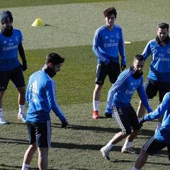 El Real Madrid se entrenó con la única baja de Vallejo