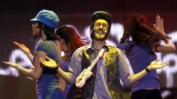 Rodolfo Chikilicuatre of Spain performs during rehearsals for the Eurovision song contest in Belgrade May 17, 2008.  REUTERS/Ivan Milutinovic  (SERBIA)