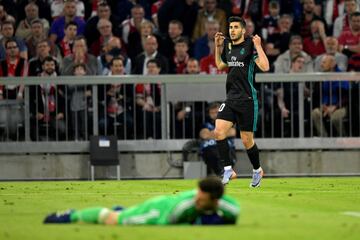 1-2. Marco Asensio celebró el segundo gol.