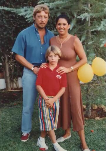  Los padres de Sergio son José María Ramos y Paqui García, piedras angulares para que Ramos pudiese alcanzar sus sueños en el fútbol