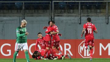 Ñublense golpea a Audax y ahora va por un campeón de Libertadores
